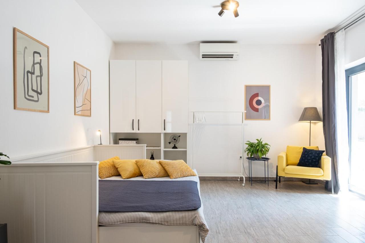 Studio Apartment Les - 4 Min Walk From Amphiteatre Pula Exterior foto