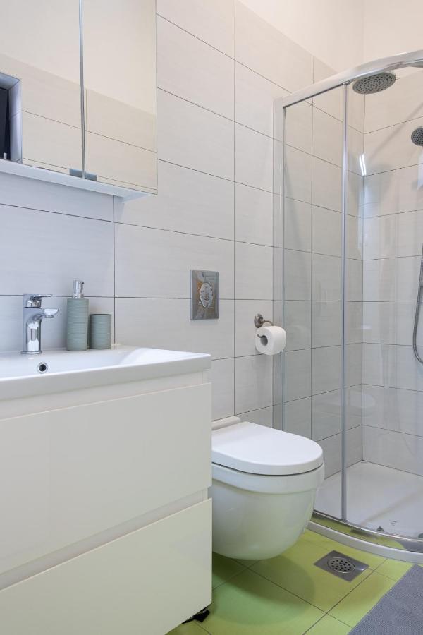 Studio Apartment Les - 4 Min Walk From Amphiteatre Pula Exterior foto